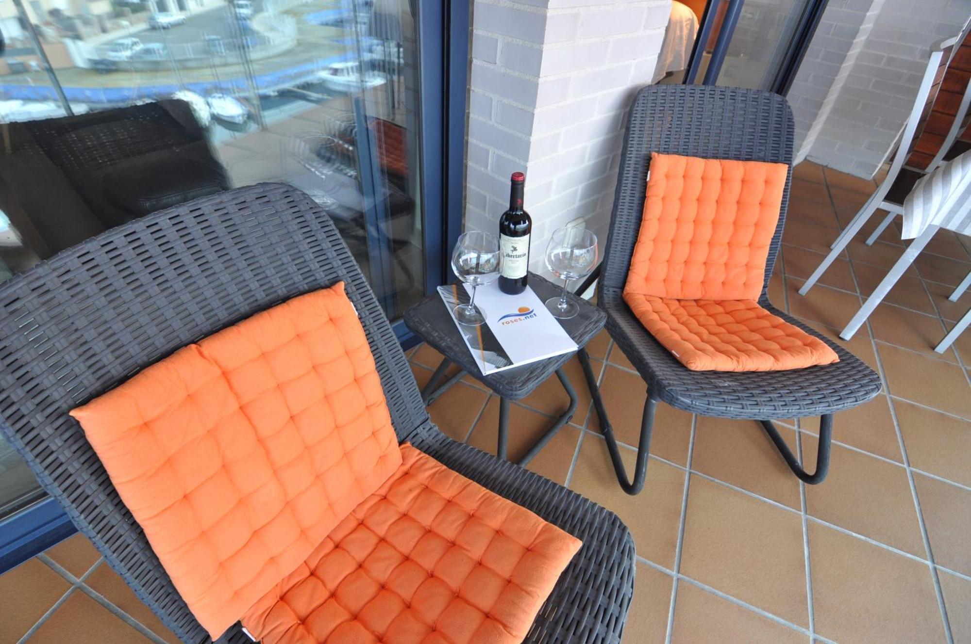 Rnet - Apartments Roses Port Trebol Екстер'єр фото